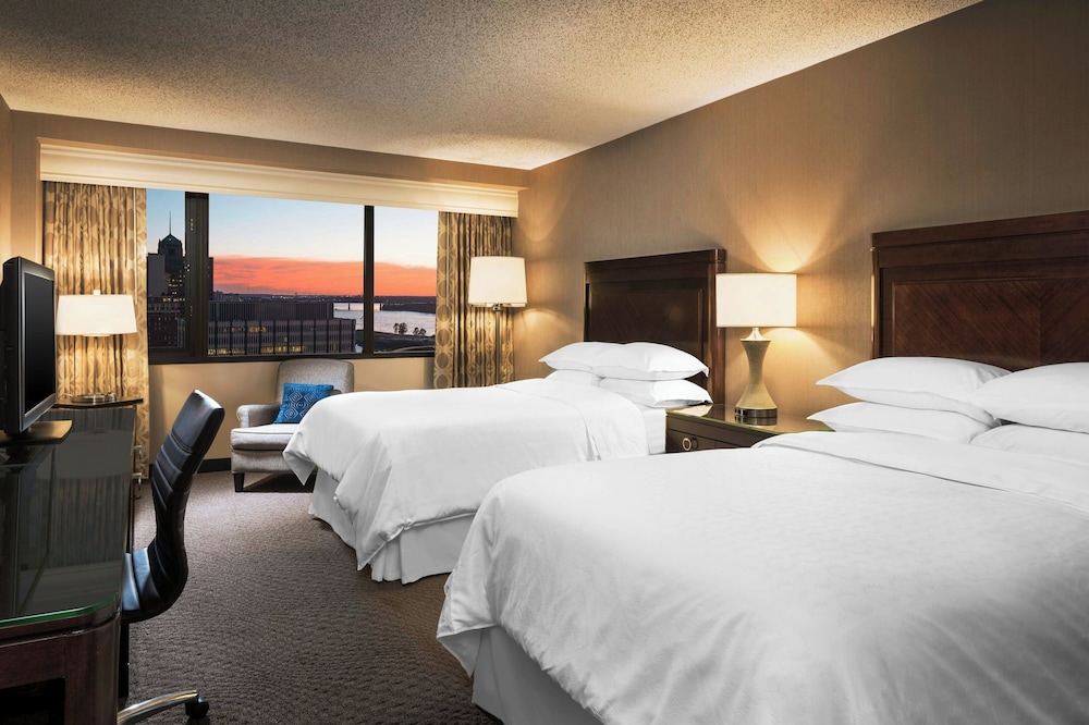 Memphis Riverline Hotel 12/40