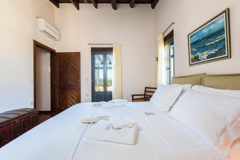 Erondas Cretan Country Villas 14/50