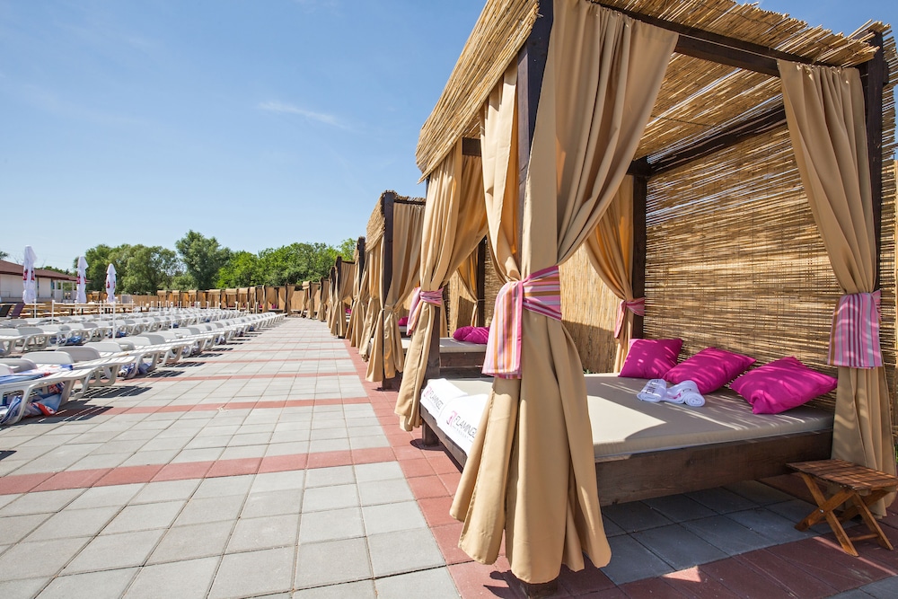 Flamingo Resort 26/43