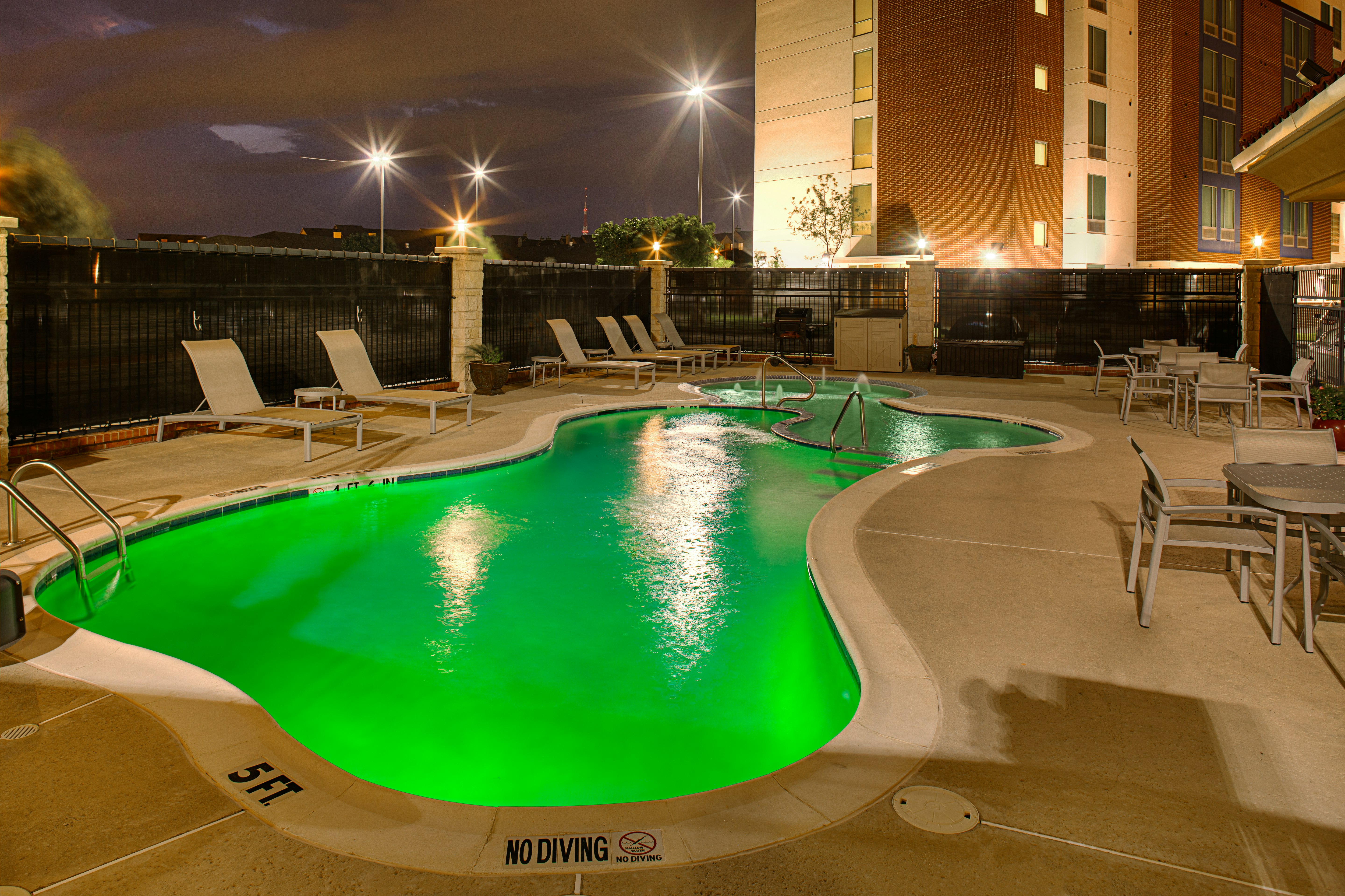 Hampton Inn And Suites Dallas Lewisville Vista Ridge Mall 71/71