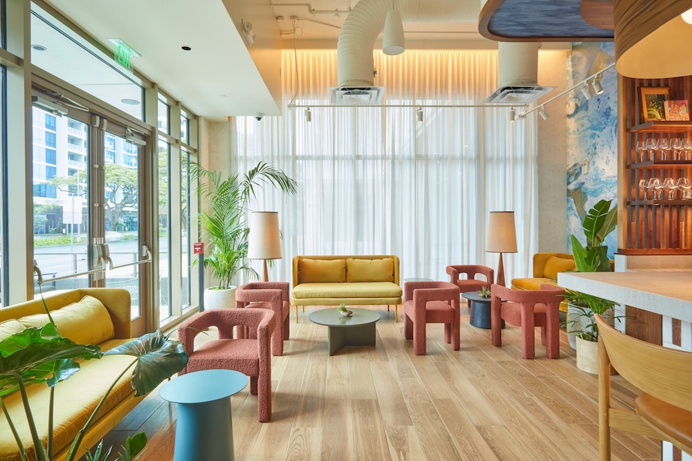Renaissance Honolulu Hotel & Spa 47/67