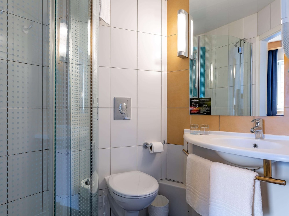 غرفة عائلية بسرير مزدوج وسرير فردي، Ibis Kiev City Center 6/9