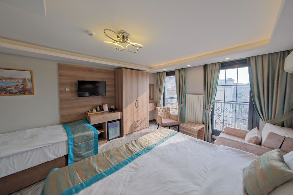Grand Kavi Hotel 20/50