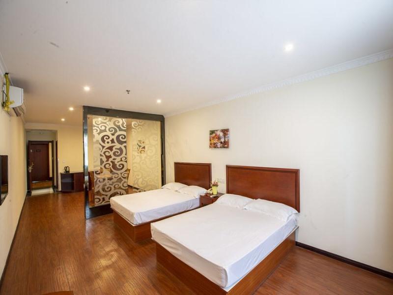 GreenTree Inn Taizhou XingHua Middle Yingwu Road Express Hotel 17/29