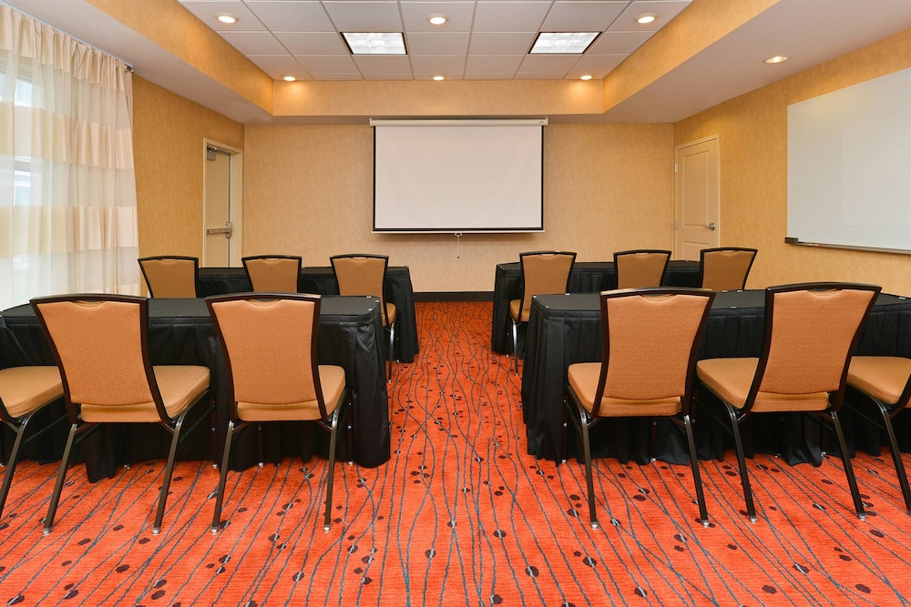 RESIDENCE INN CHAMPAIGN 30/30