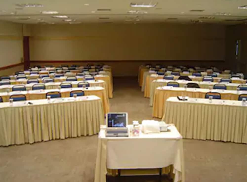 Travel Inn Hotels Ibirapuera 24/35