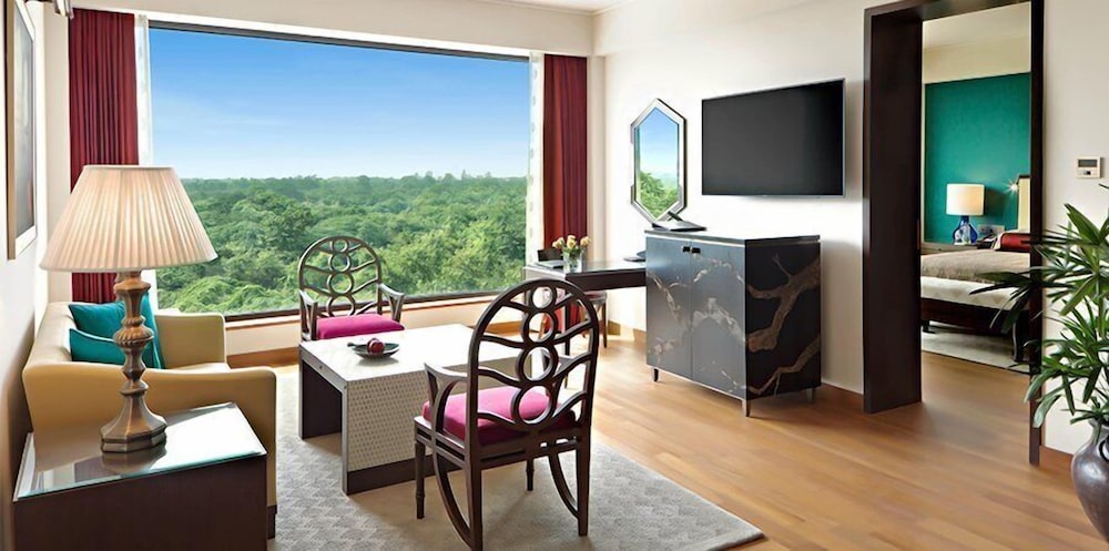 The Oberoi New Delhi 42/55