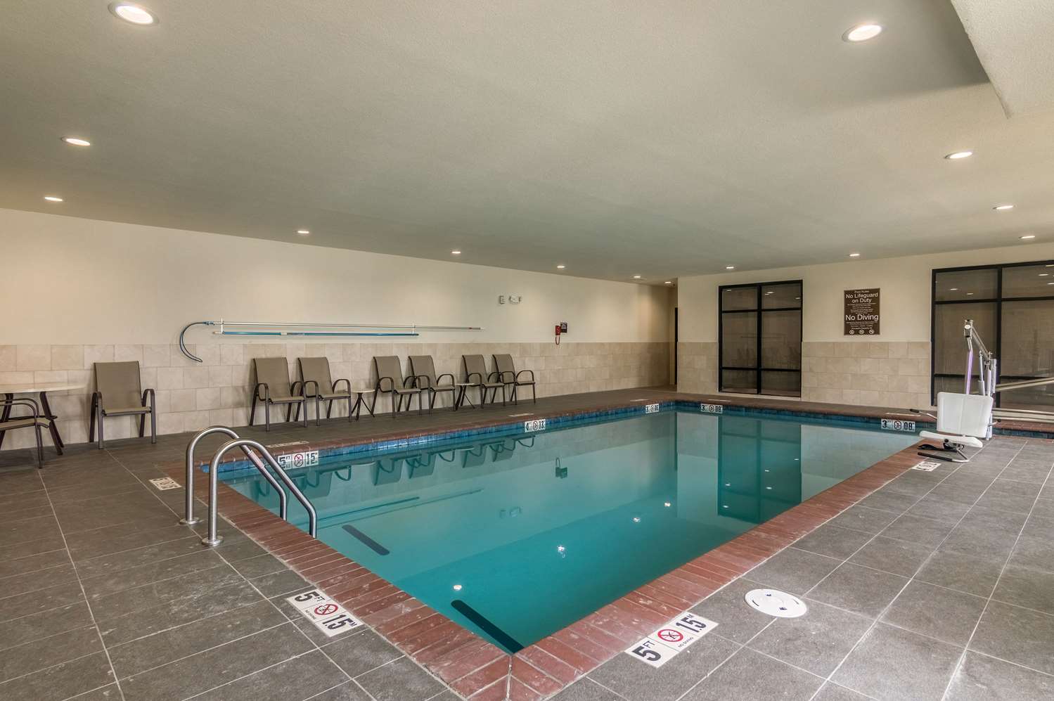 Comfort Suites Meridian And I-40 9/18