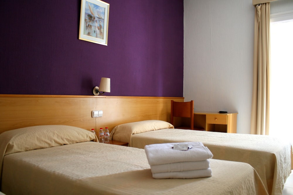 SANT JORDI HOTEL 8/50