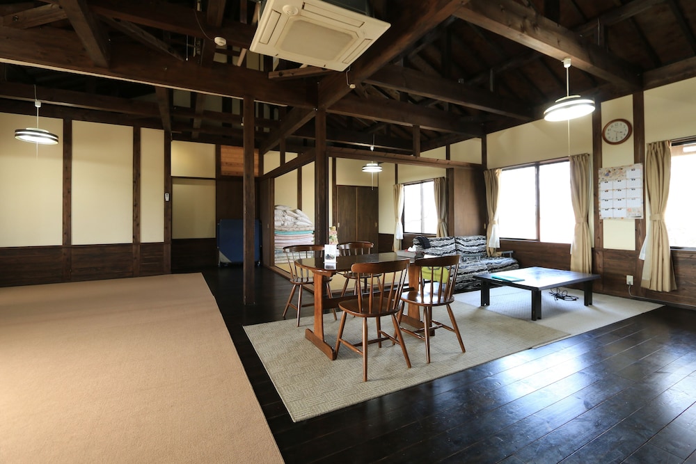 Kurasako Onsen Sakura 34/50
