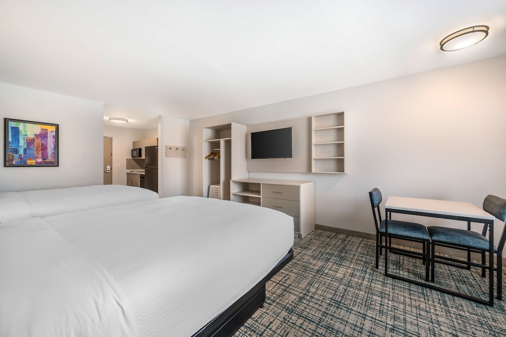 MainStay Suites Harrisburg Airport - Hershey South 15/35