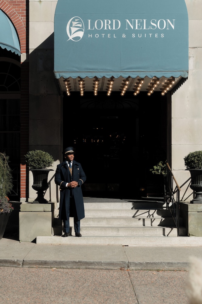 Lord Nelson Hotel And Suites 59/61