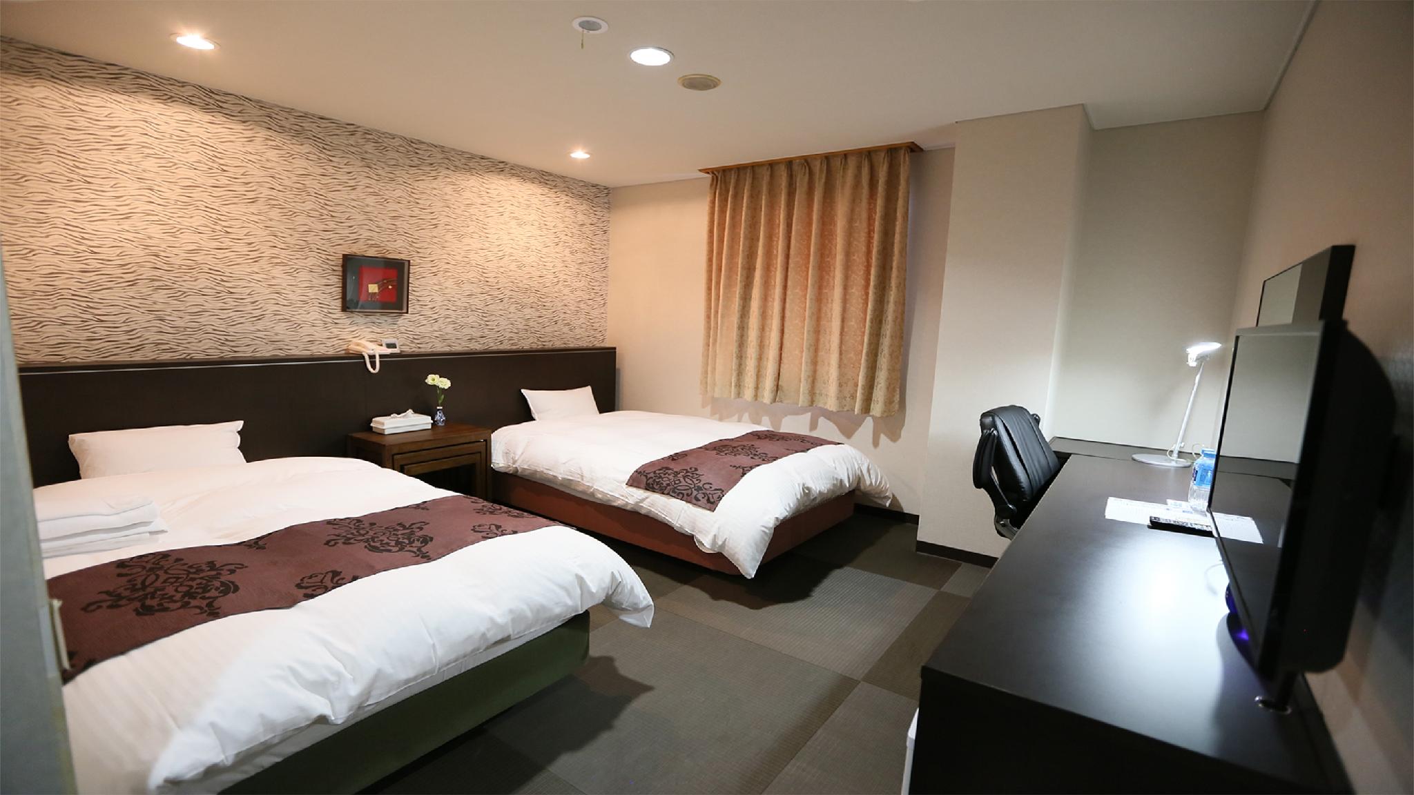 Business Hotel Shirasagi 9/14