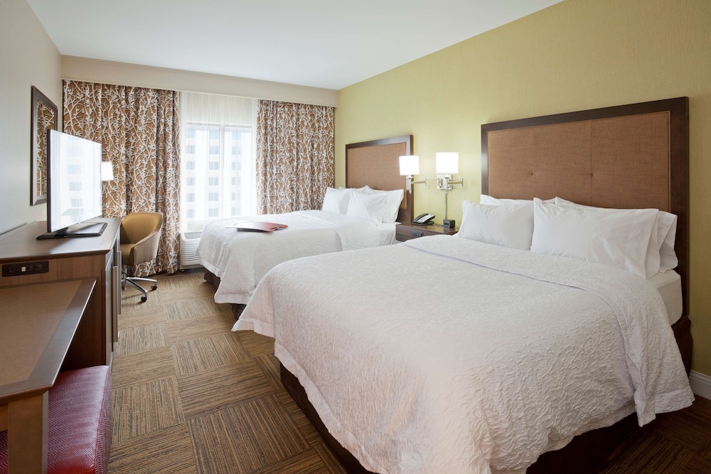 Hampton Inn Bloomington West 15/41