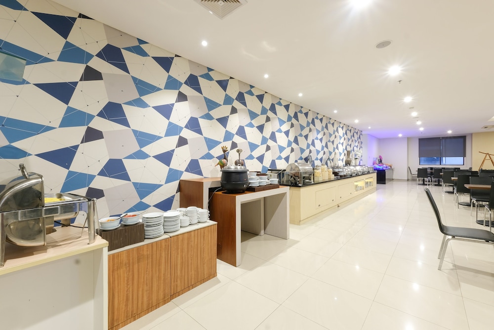 Hotel 88 Mangga Besar 62 Lokasari By WH 13/62