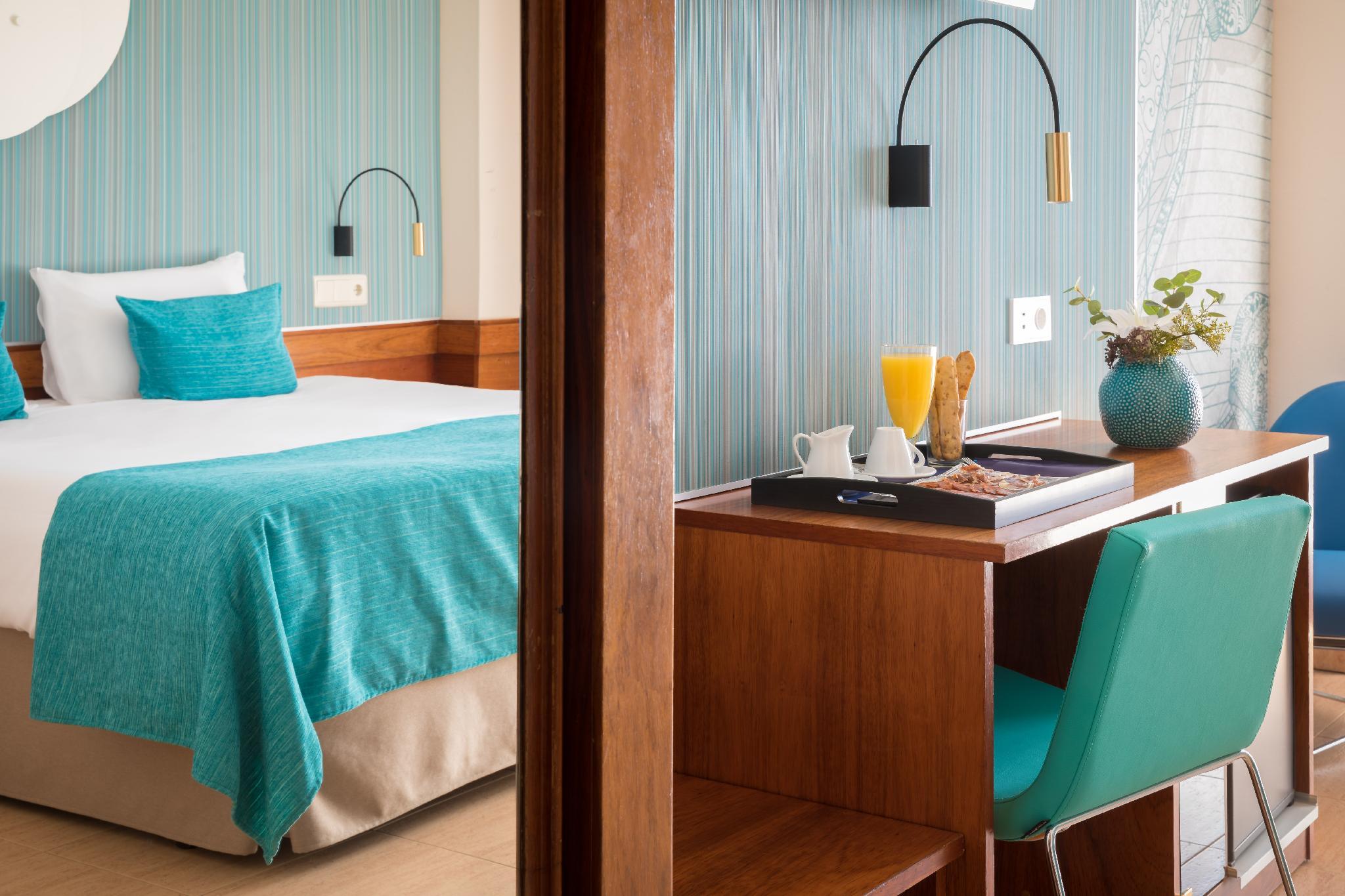 Twin Superior Room Sea View 2 adults Adults Only, htop Amaika - Adults Only 2/2