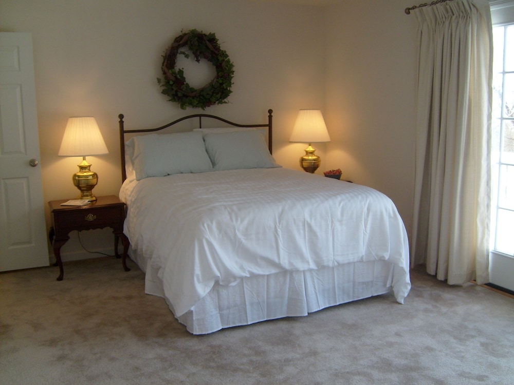 The Baywood Bed and Breakfast 9/23