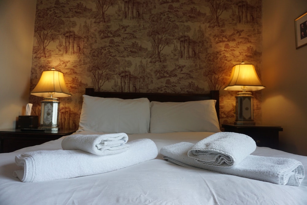 Pembroke Arms 21/50