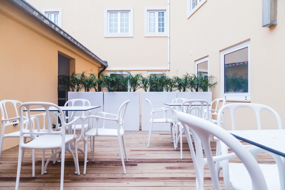 HOTEL AVEIRO CENTER 37/44
