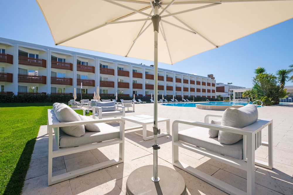 Malibu Foz Hotel 7/50
