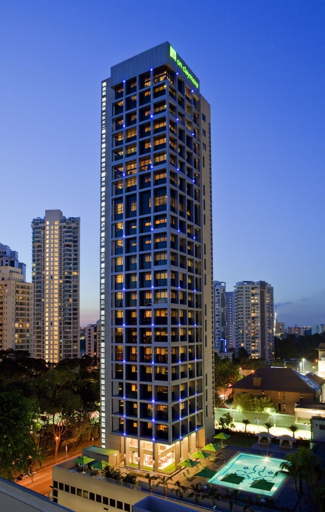Novotel Living Singapore Orchard 4/60