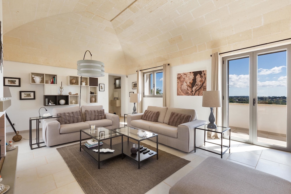 Villa Sogno Bianco 18/45