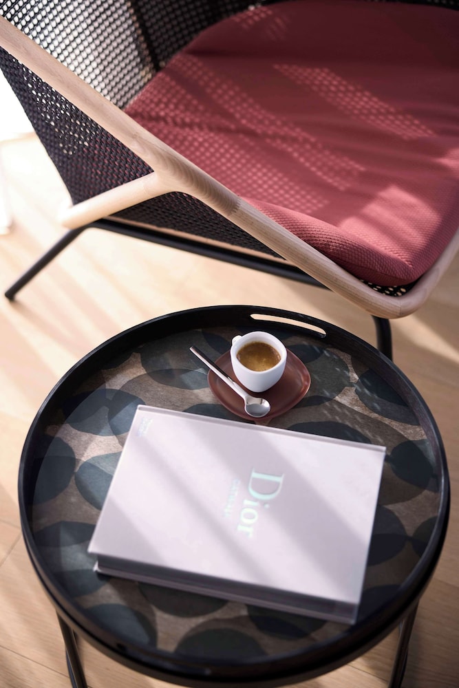 Dusit Suites Athens 29/58