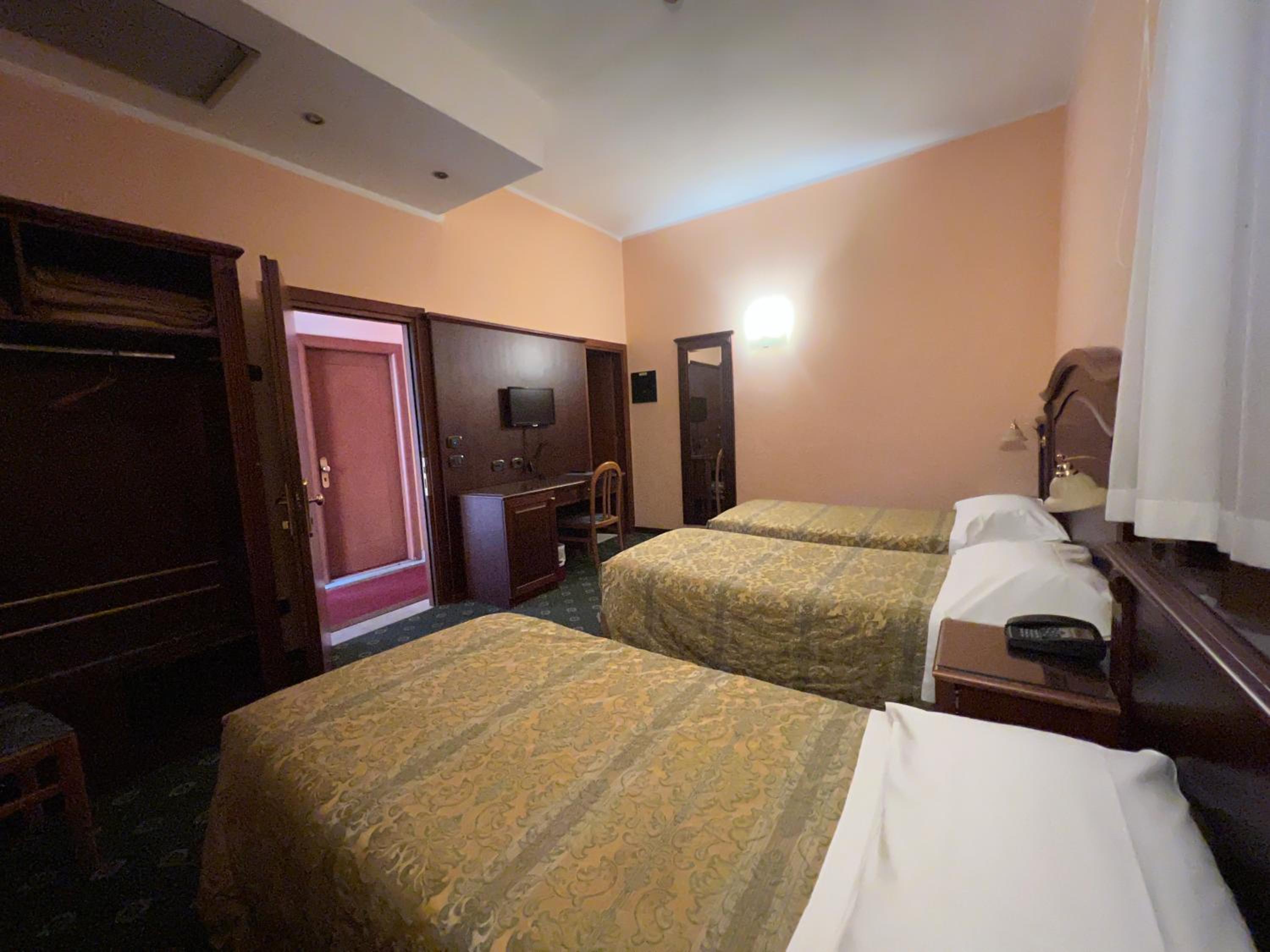 Hotel Valganna Srl Ex Valganna 10/50