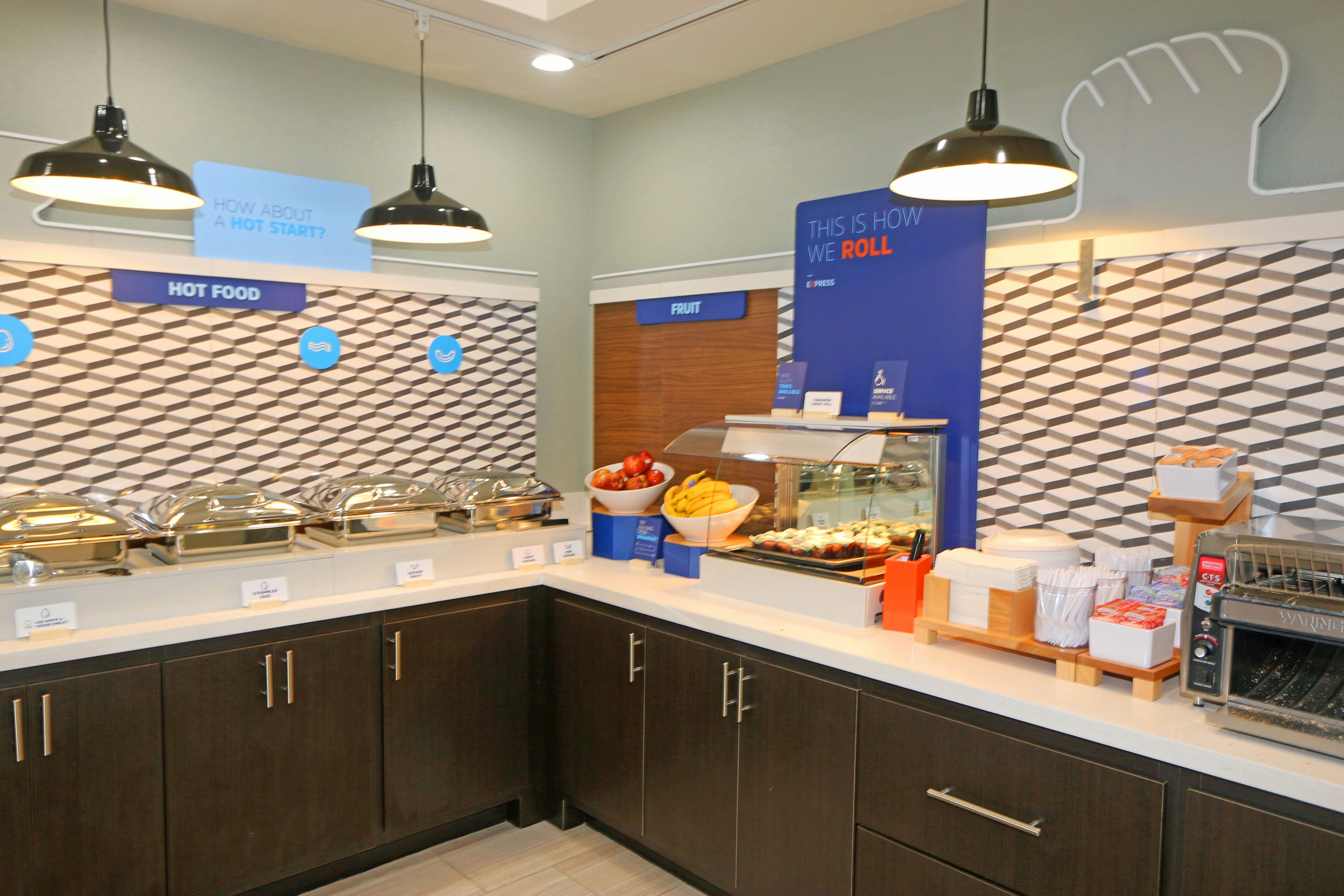 Holiday Inn Express Suites South Padre Island 62/62
