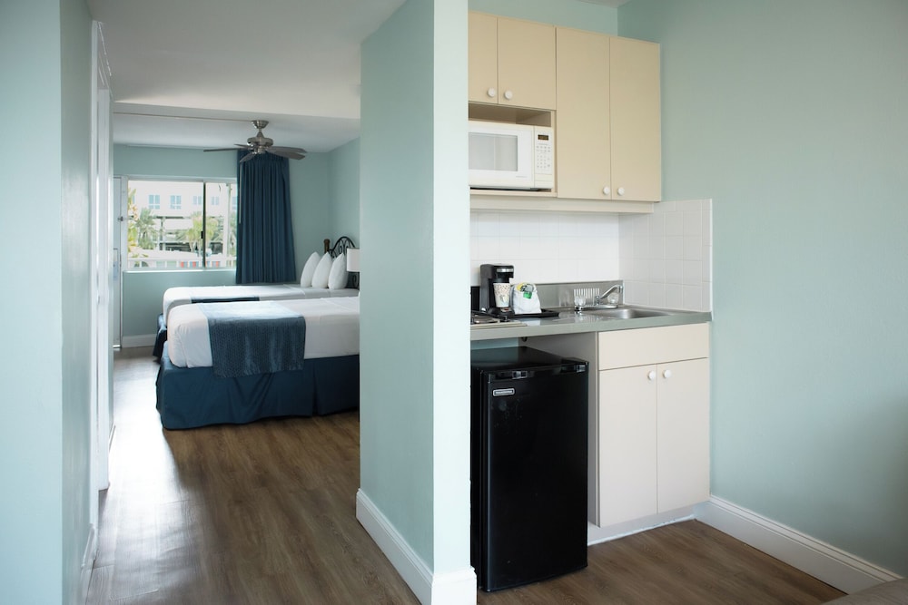 Beachview Inn Clearwater Beach 60/60