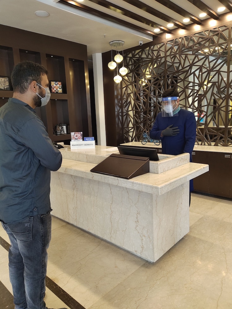 Four Points By Sheraton Srinagar 7/32