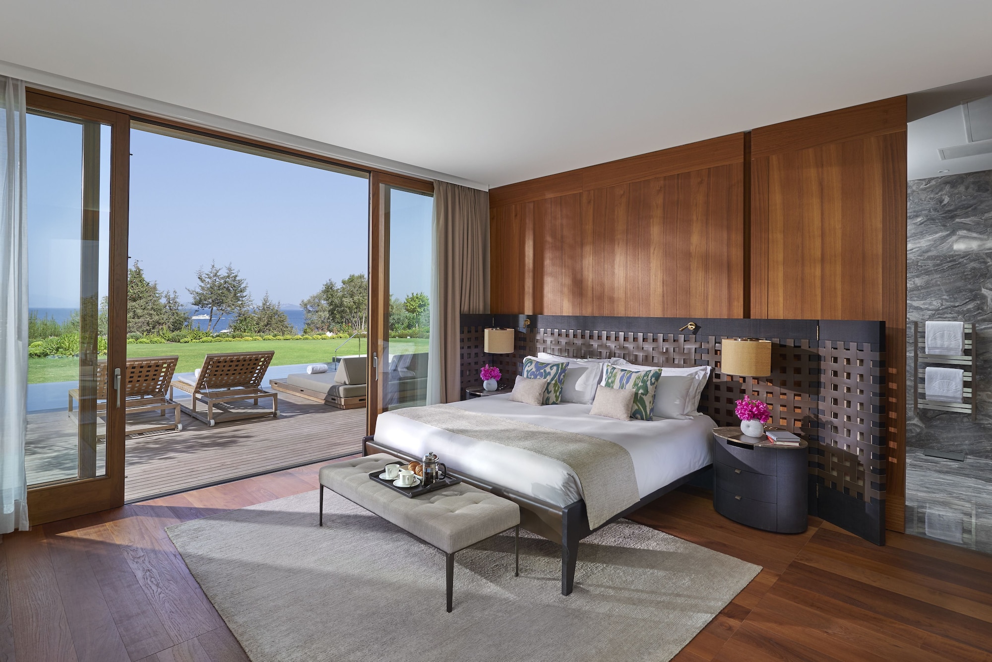 3 Bedrooms, Blue Beach, Villa, 1 King and 4 Single Beds, Mandarin Oriental Bodrum 3/5