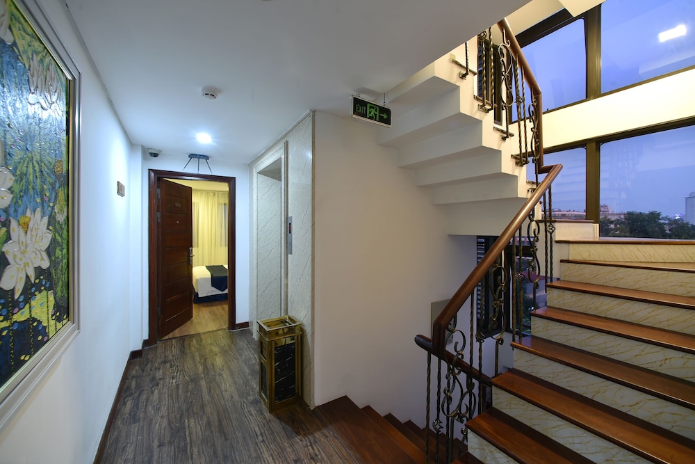 Eternity Hotel 37/46