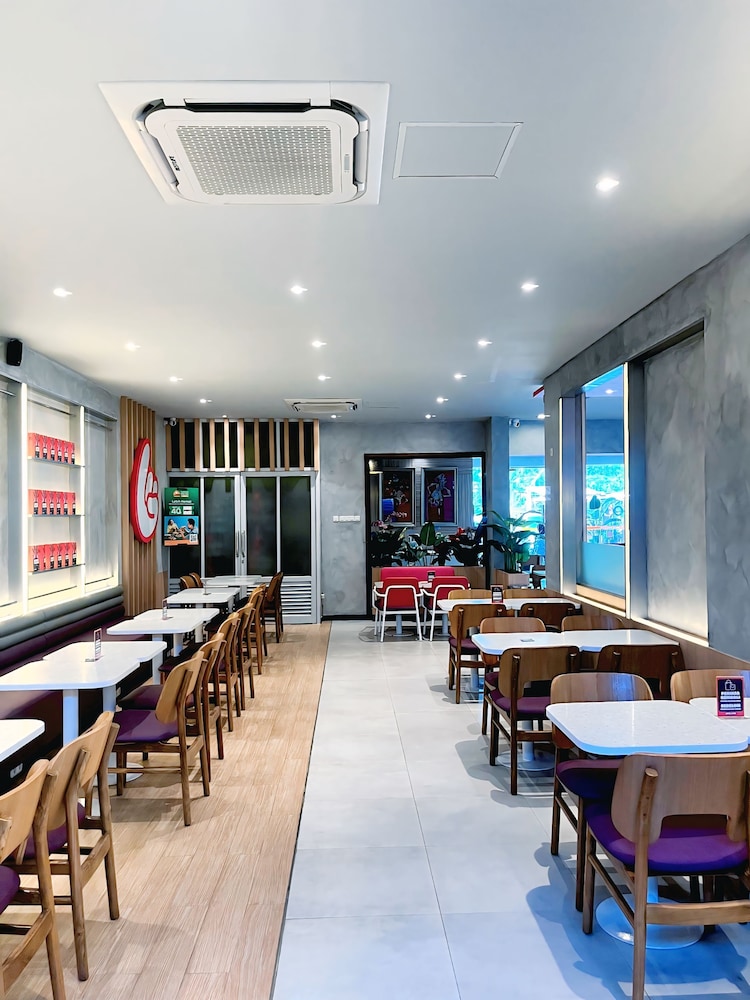 Avira Hotel 44/66