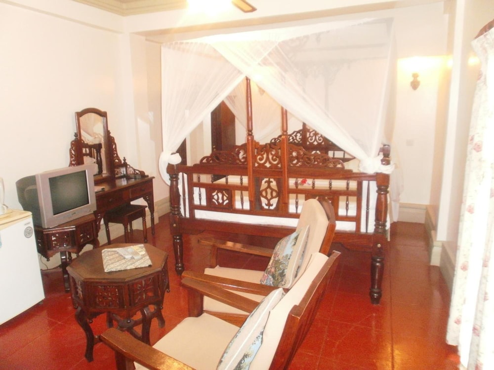 Asmini Palace Hotel 41/46