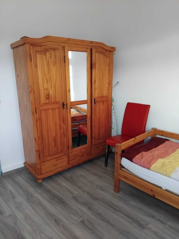 Nova, Basic, Apartment, 1 Double and 3 Single Beds, City View, Private Bathroom