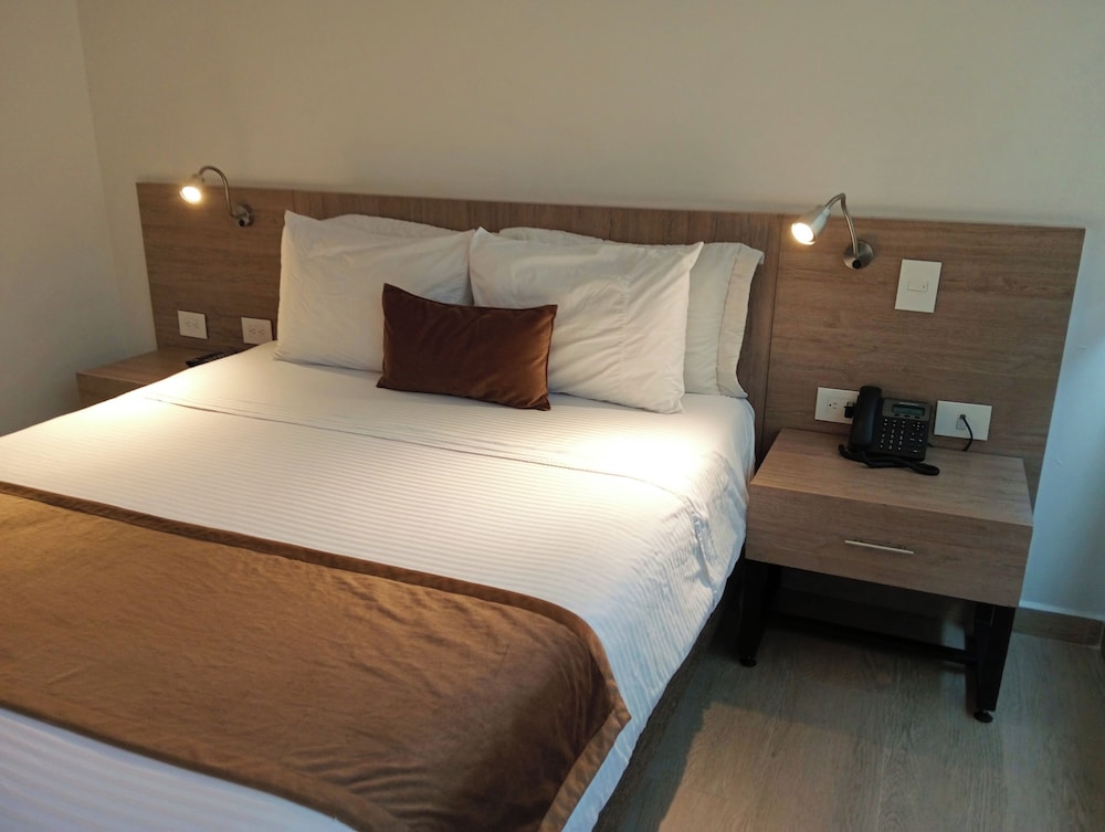 SUPERIOR, DOUBLE BED