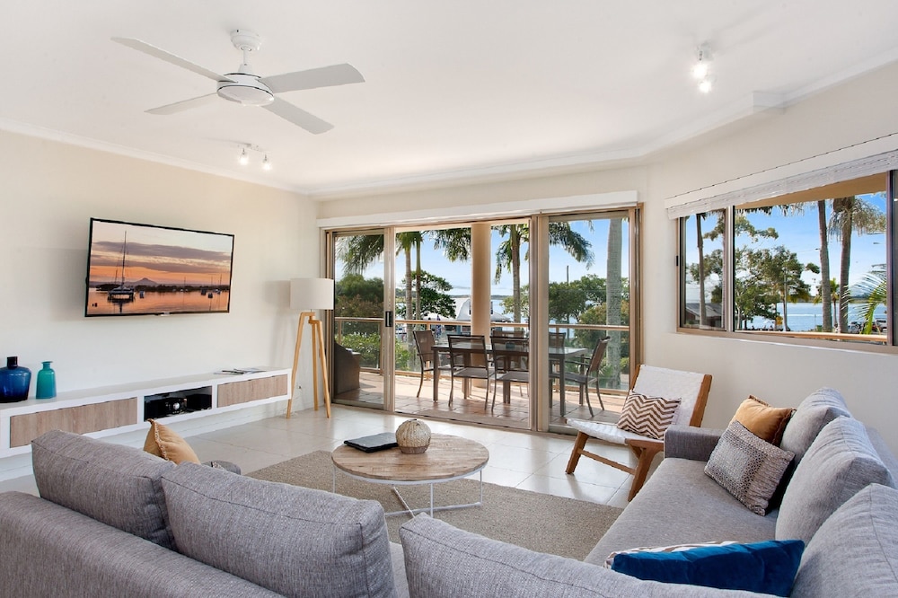 OFFSHORE NOOSA RESORT 45/78