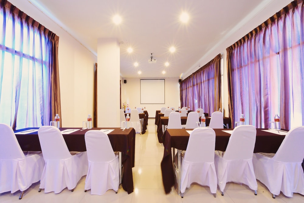 GLORY PLACE HUA HIN HOTEL 59/70