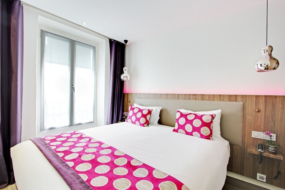 Hotel Alhambra 12/50