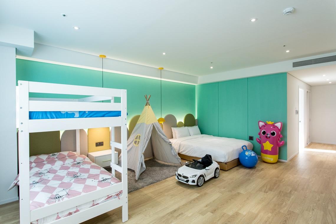 Exclusive, Double Bed