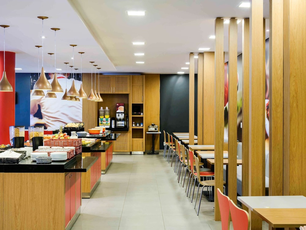 Ibis Salvador Rio Vermelho 49/73