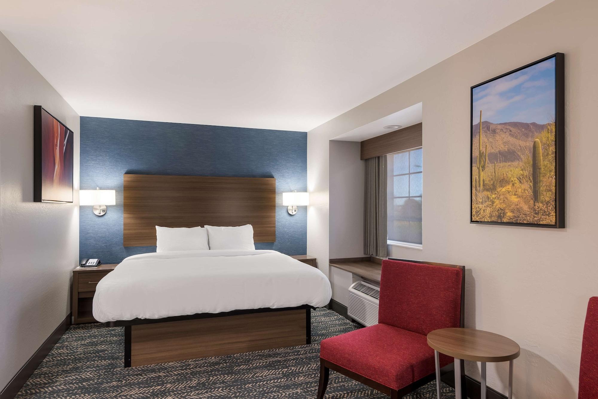 Suite, Multiple Beds