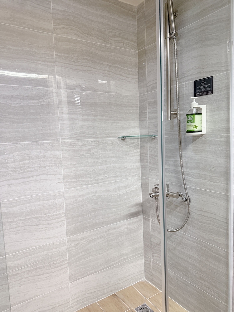 Toong Mao Evergreen Hotel 40/40