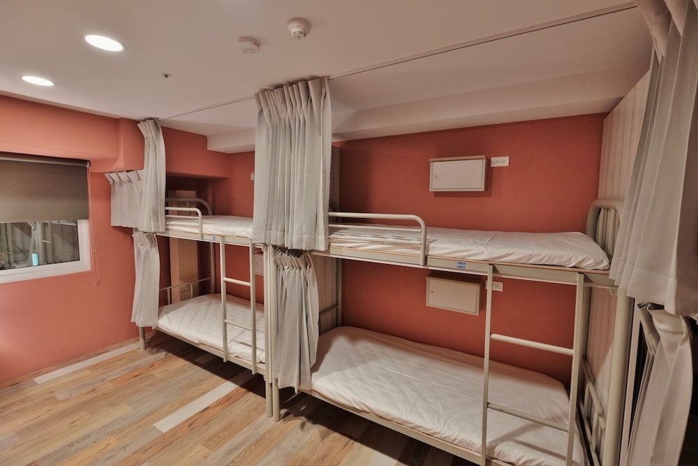Happy Inn & Hostel 2/49