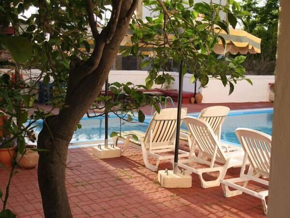 Platoni Elite Apartments 39/50