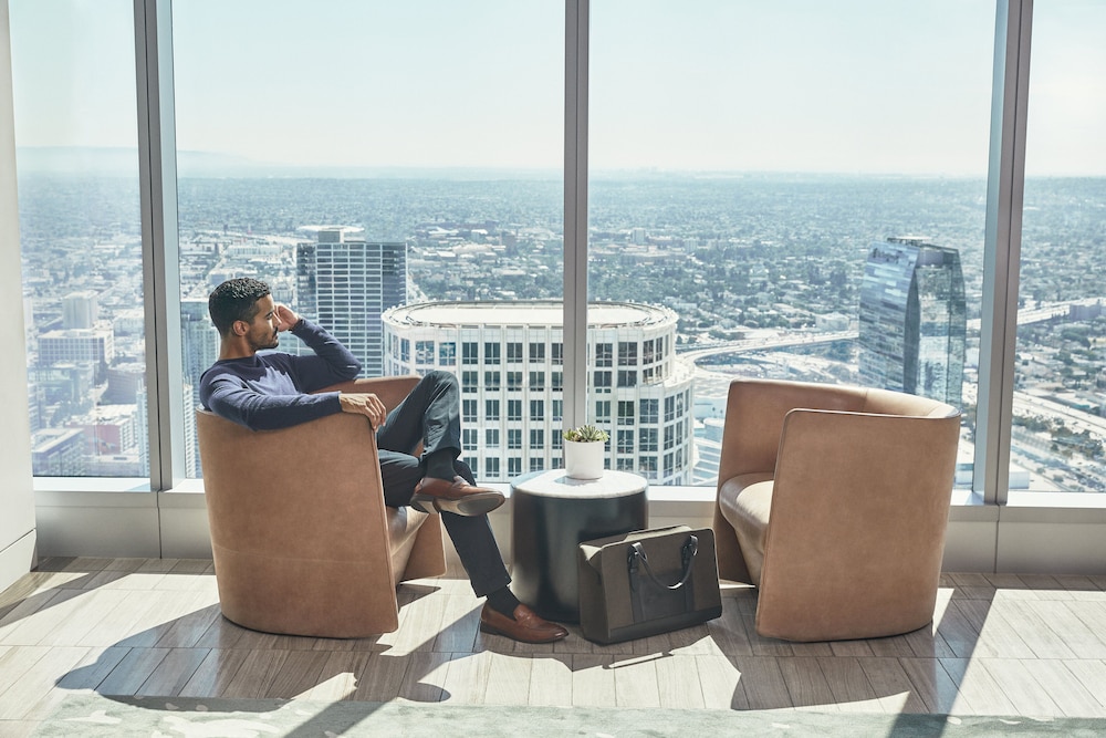 INTERCONTINENTAL LOS ANGELES DOWNTOWN 9/79