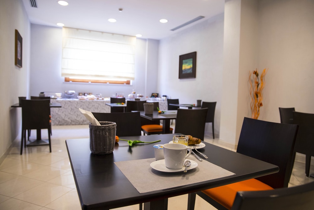 Albergo Cantiani 59/68