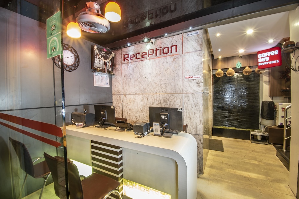 Aishwarya Suites 10/68
