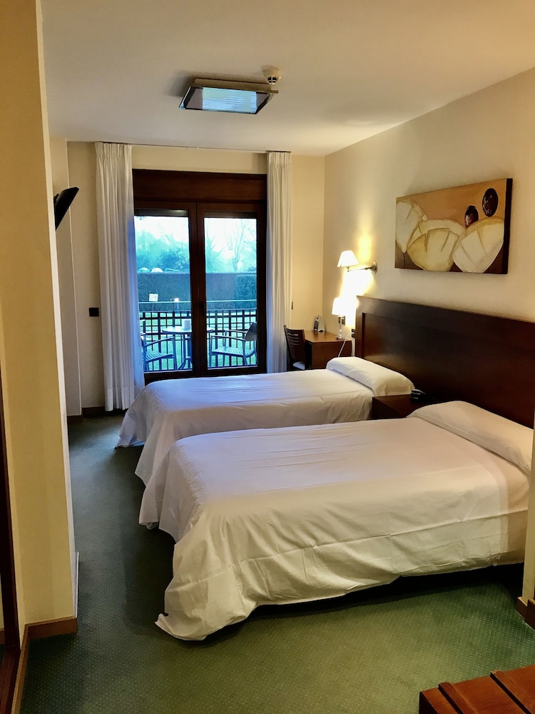 Hotel Rural Campaniola 16/42